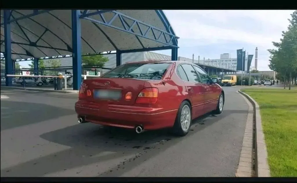 Gebraucht Lexus GS300 222 PS (163 kW) 1998 Rot Limousine