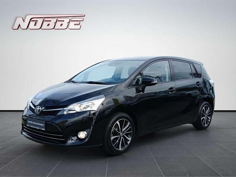 Schwarz Gebraucht 2017 Toyota Verso Edition-S Van / Kleinbus | 16.950 € (Fairer Preis) - Bild 1/4