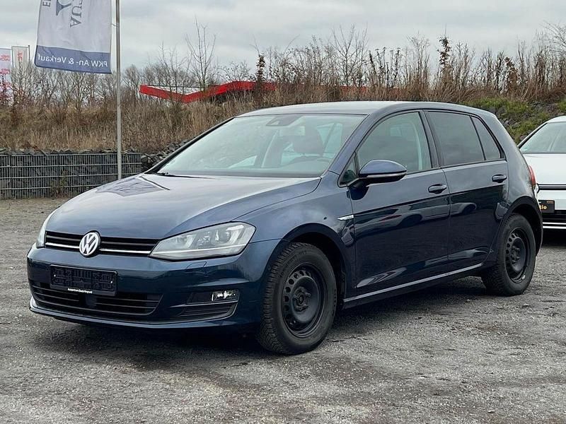 Blau Gebraucht 2014 VW Golf Limousine | 11.300 € (Fairer Preis) - Bild 1/4