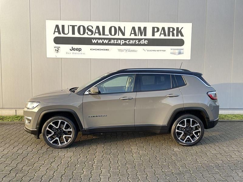 Gebraucht Jeep Compass 150 PS (110 kW) 2021 Sting gray/dach schw SUV