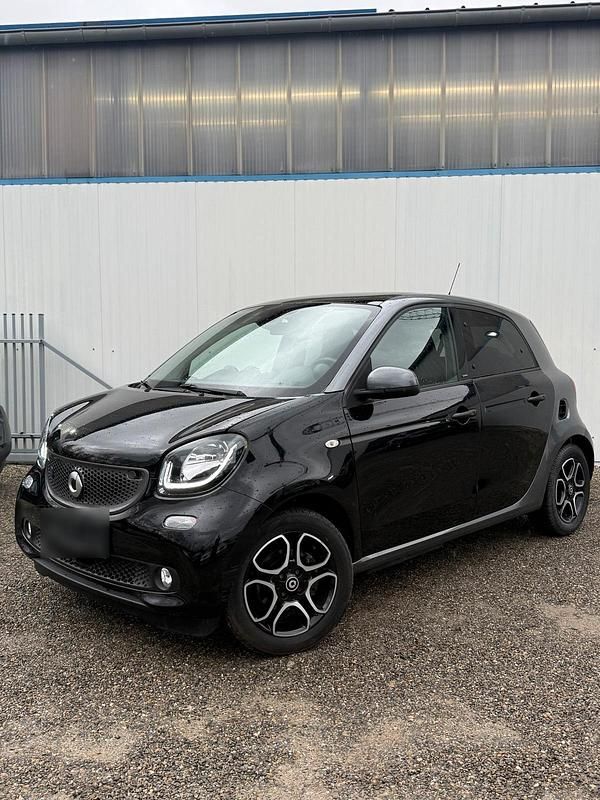 Gebraucht Smart ForFour Electric Drive 60 kW (82 PS) 2019 Schwarz Limousine