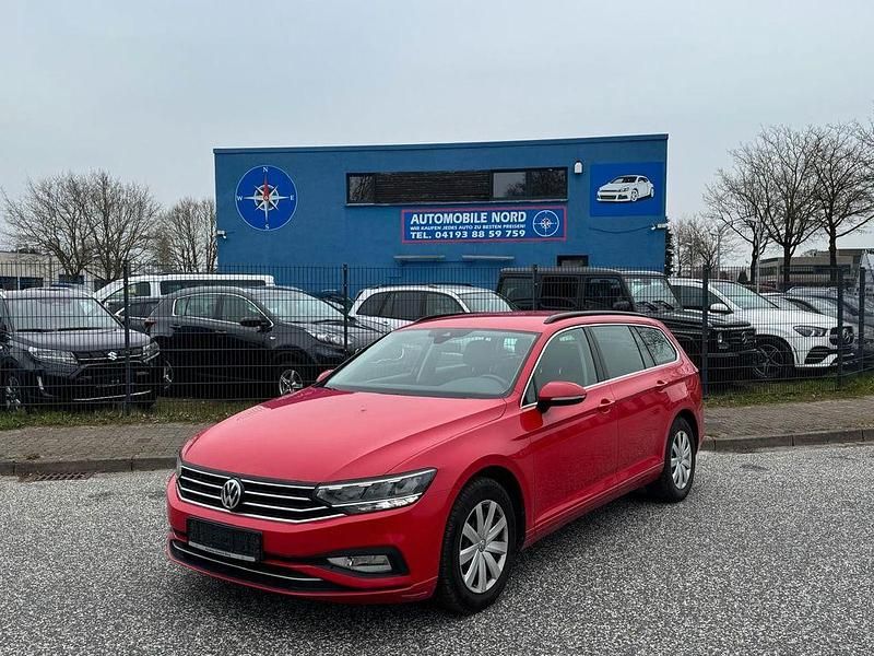 Gebraucht VW Passat Edition 150 PS (110 kW) 2020 Rot Kombi