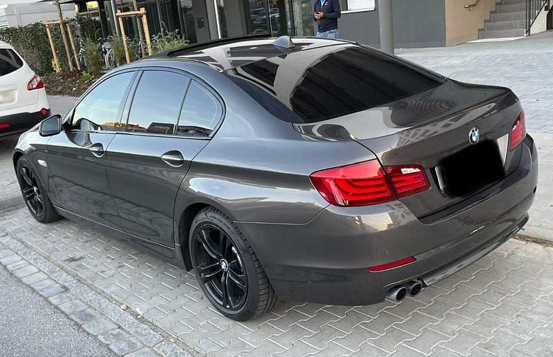 Second-hand BMW 523 204 CP (150 kW) 2011 Maro Berlinǎ