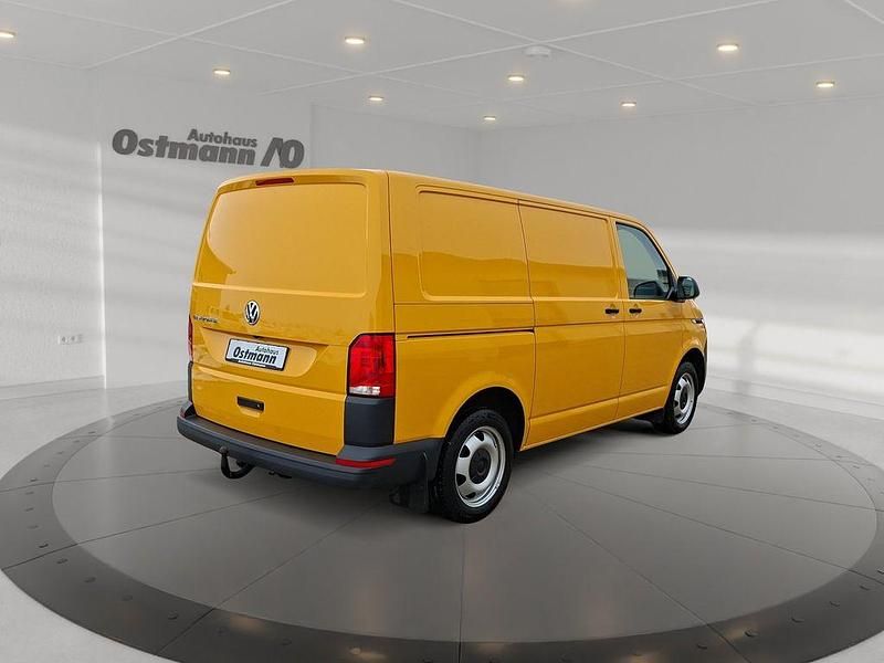 Używany VW Transporter 204 KM (150 kW) 2023 Żółty Van