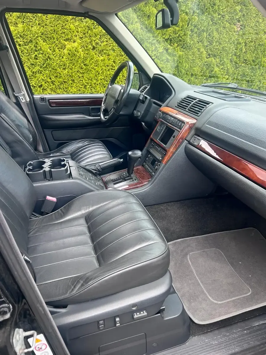 Gebraucht Land Rover Range Rover 160 PS (117 kW) 2000 Schwarz SUV