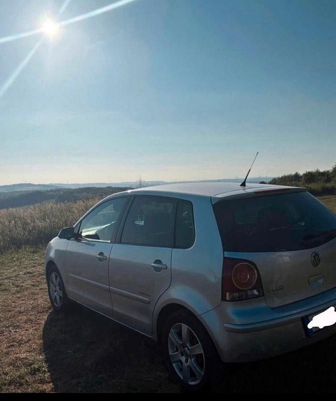Silber Gebraucht 2008 VW Polo Kleinwagen | 3.100 € (Fairer Preis) - Bild 1/4