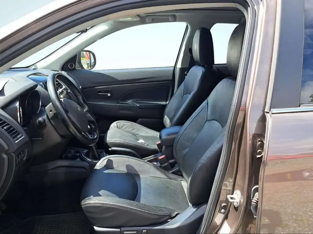 Gebraucht Mitsubishi ASX Top 114 PS (83 kW) 2016 Braun SUV