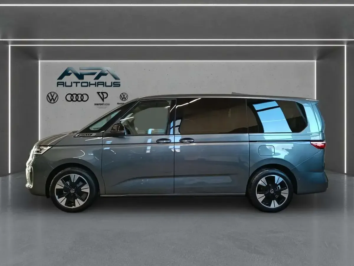 Neu VW Multivan 150 PS (110 kW) 2026 Grau Van / Kleinbus