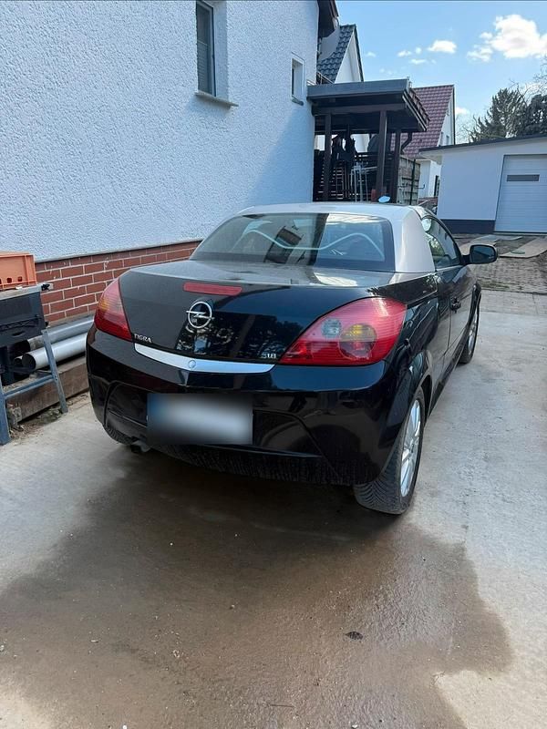 Gebraucht Opel Tigra 125 PS (91 kW) 2005 Schwarz Cabrio
