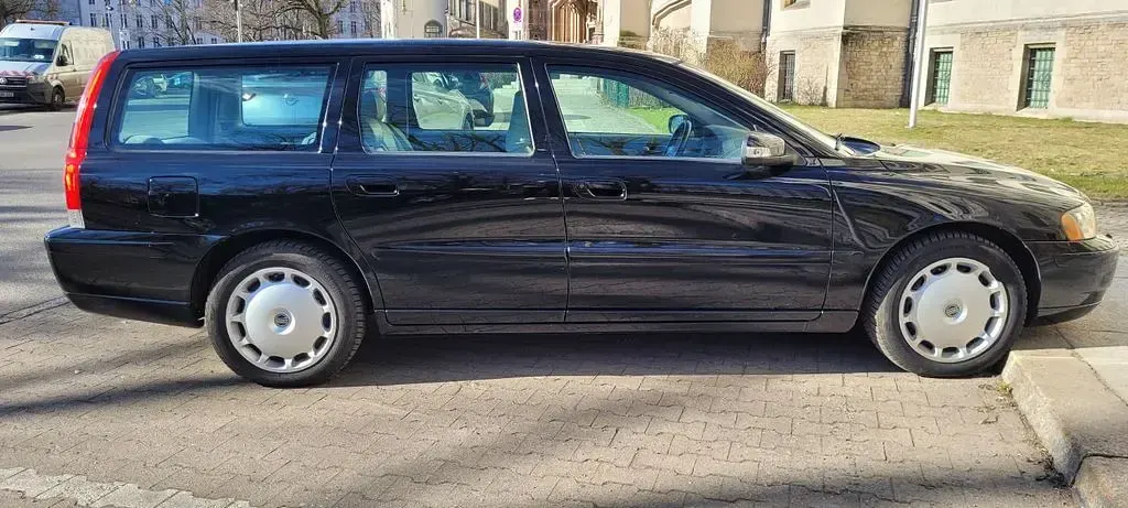 Gebraucht Volvo V70 140 PS (102 kW) 2007 Schwarz Kombi