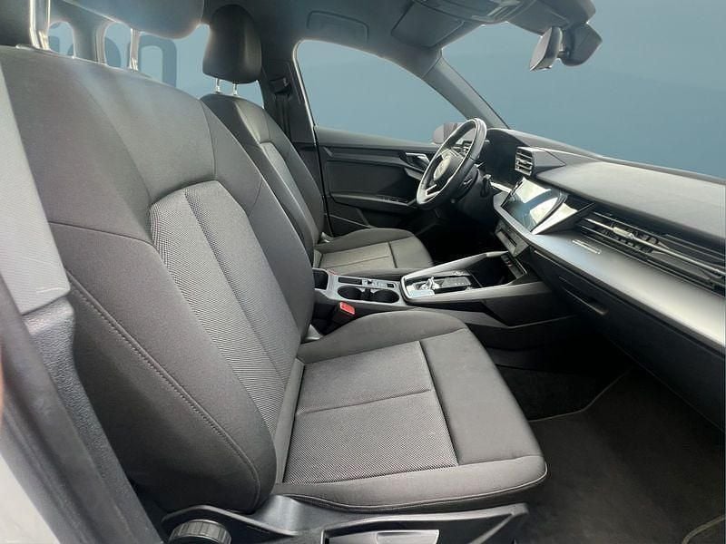 Gebraucht Audi A3 Sportback 110 PS (80 kW) 2023 Weiß Kleinwagen