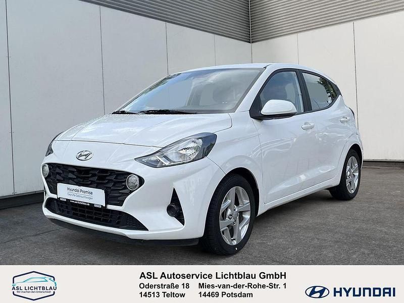Atlas white Gebraucht 2022 Hyundai i10 Trend Kleinwagen | 15.490 € (Fairer Preis) - Bild 1/4