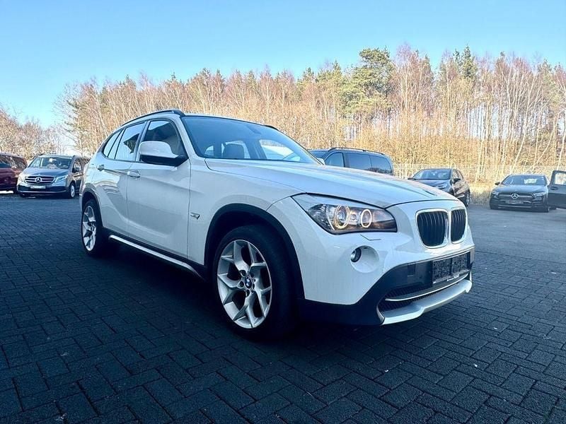Gebraucht BMW X1 Sport Line 184 PS (135 kW) 2012 Weiß SUV