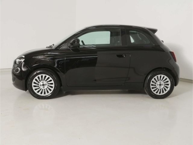 Gebraucht Fiat 500e Action 69 kW (95 PS) 2022 Schwarz Limousine
