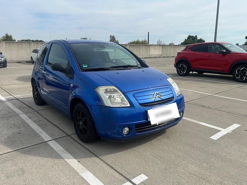 Blau Gebraucht 2004 Citroën C2 Kleinwagen | 1.400 € (Fairer Preis) - Bild 1/3