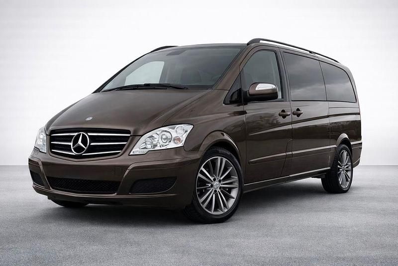 Gebraucht Mercedes Viano Edition 224 PS (164 kW) 2012 Braun Van / Kleinbus