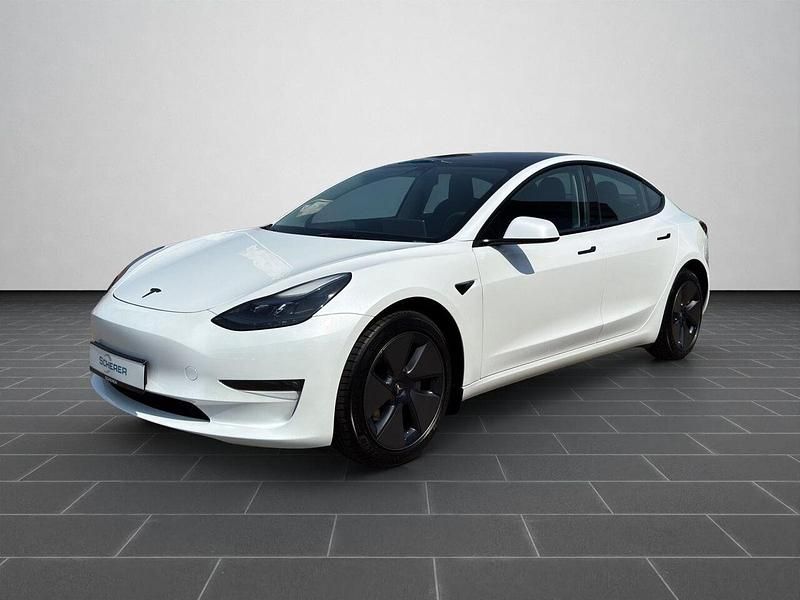 Weiß Gebraucht 2023 Tesla Model 3 Long Range AWD Limousine | 33.500 € (Fairer Preis) - Bild 1/4