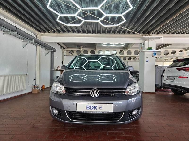 Gebraucht VW Golf Plus Cross Life 105 PS (77 kW) 2013 Grau Van / Kleinbus