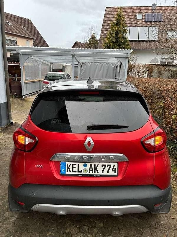 Gebraucht Renault Captur XMOD 118 PS (86 kW) 2017 Rot SUV