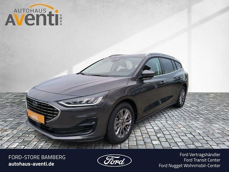 Neu Ford Focus Titanium 116 PS (85 kW) 2025 Limousine