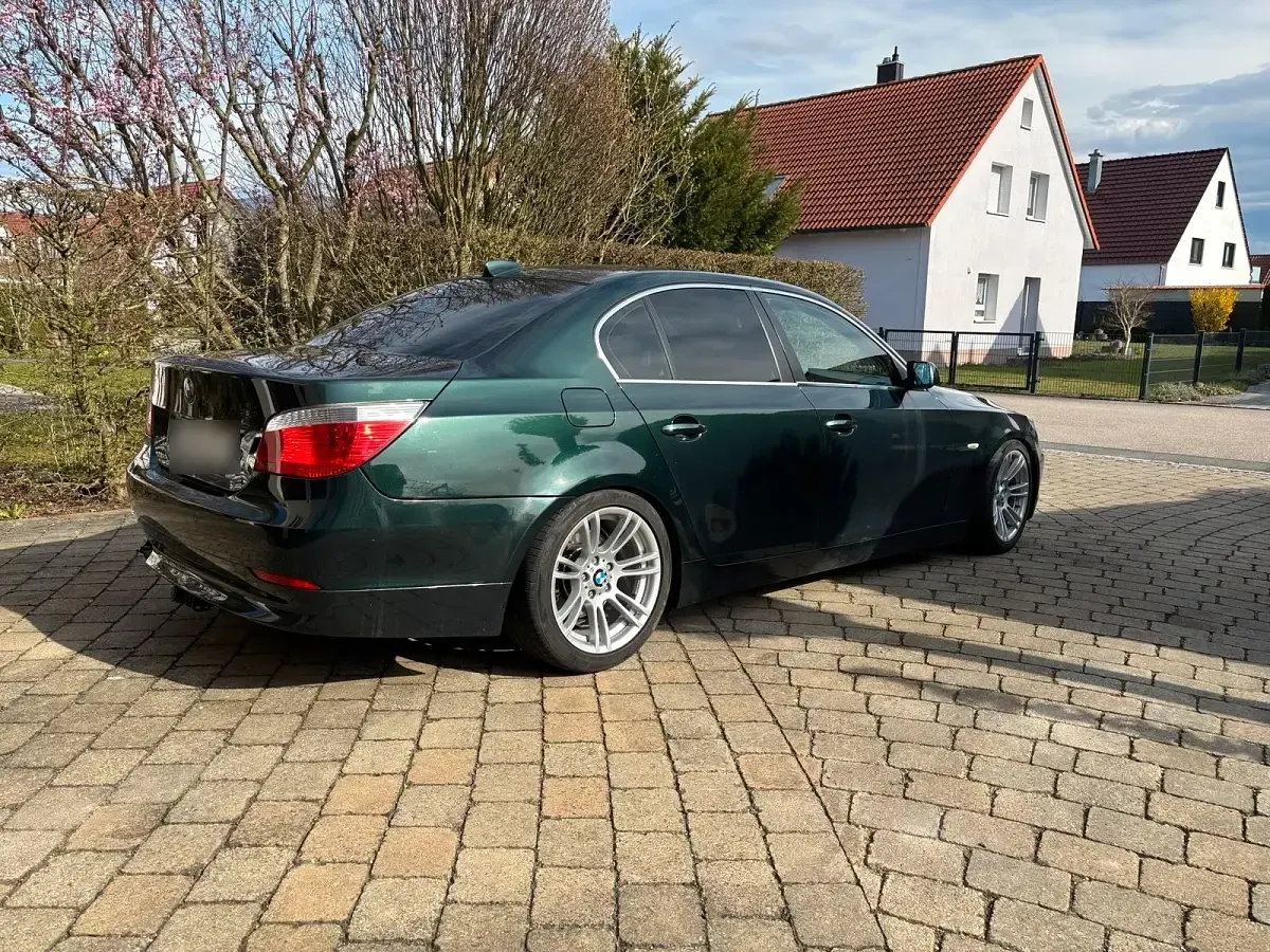 Gebraucht BMW 523 177 PS (130 kW) 2005 Andere farben Limousine