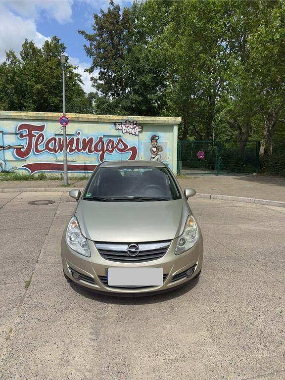 Gold Gebraucht 2007 Opel Corsa Cosmo Limousine | 2.700 € (Fairer Preis) - Bild 1/4