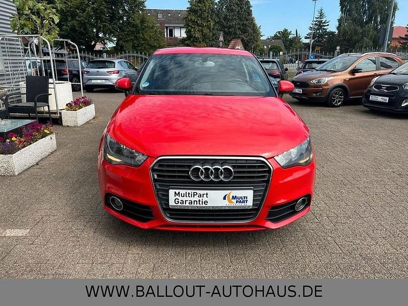 Używany Audi A1 Sport 122 KM (89 kW) 2011 Czerwony Hatchback