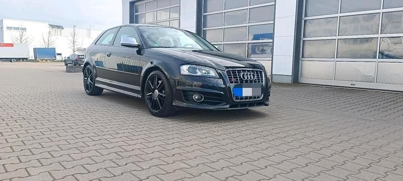 Schwarz Gebraucht 2009 Audi S3 Coupé | 9.999 € (Guter Preis) - Bild 1/4