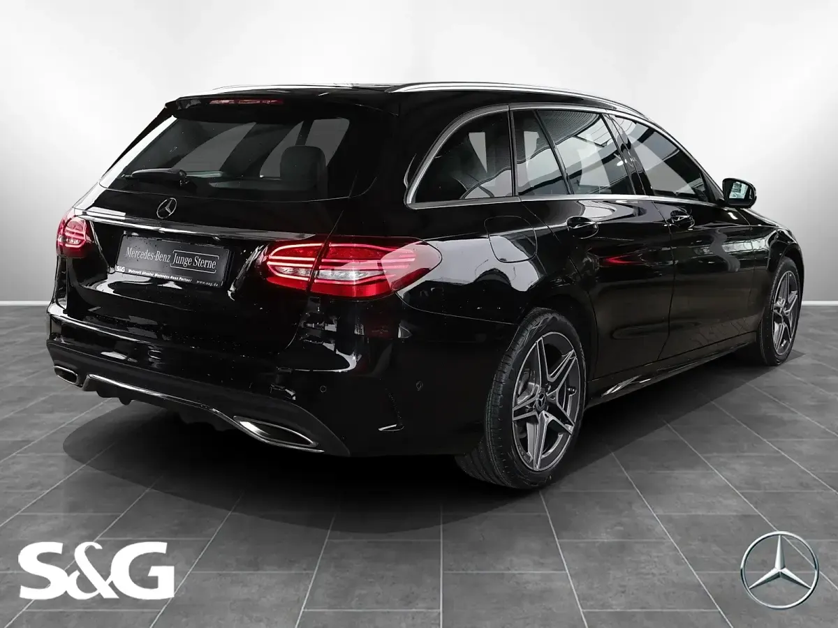 Gebraucht Mercedes C200 AMG 184 PS (135 kW) 2020 Metalliclack obsidianschwarz Kombi