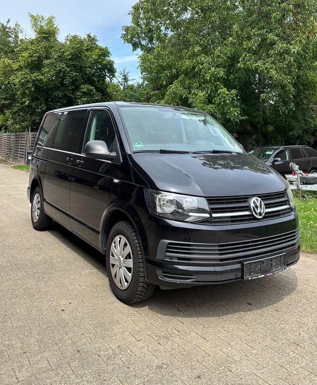 Schwarz Gebraucht 2015 VW T5 Van | 20.990 € - Bild 1/4