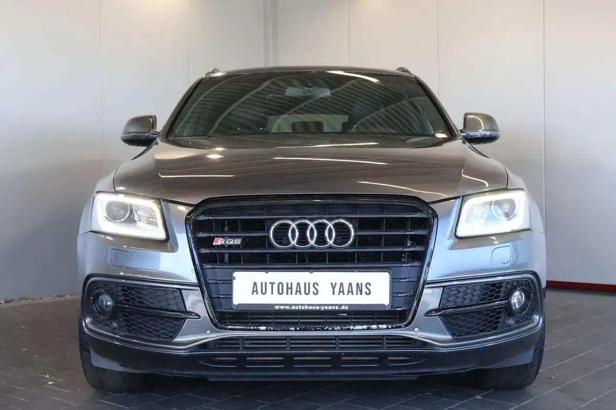 Gebraucht Audi SQ5 Competition 326 PS (239 kW) 2016 Grau SUV