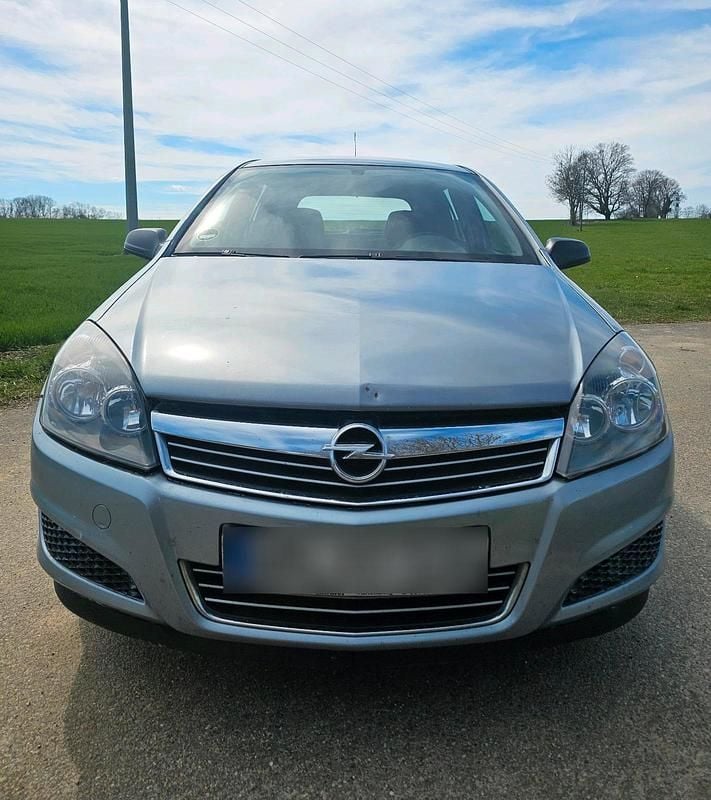 Gebraucht Opel Astra 110 PS (80 kW) 2009 Grau Kombi