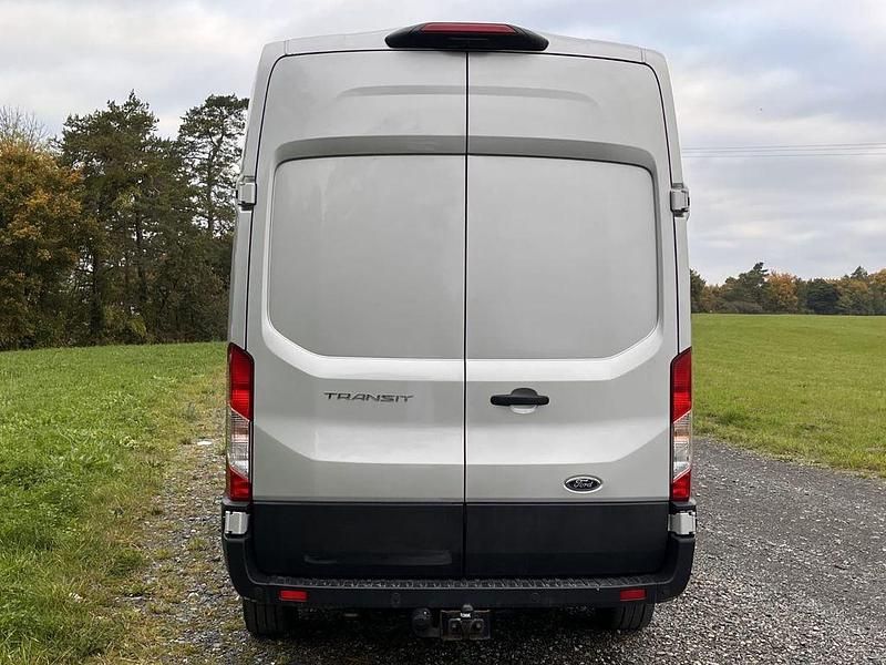 Gebraucht Ford Transit 170 PS (125 kW) 2022 Silber Limousine