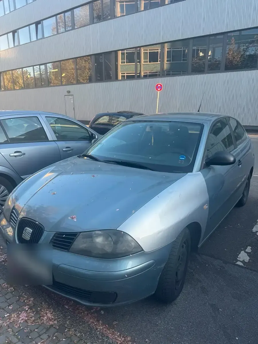 Second-hand Seat Ibiza 86 CP (63 kW) 2004 Albastru Hatchback