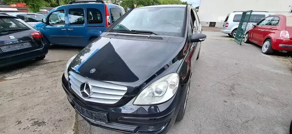 Gebraucht Mercedes B150 95 PS (69 kW) 2006 Schwarz Van / Kleinbus
