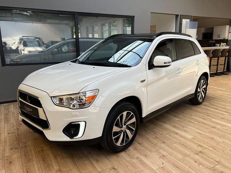 Weiß Gebraucht 2015 Mitsubishi ASX Top SUV | 14.490 € (Etwas zu teuer) - Bild 1/4