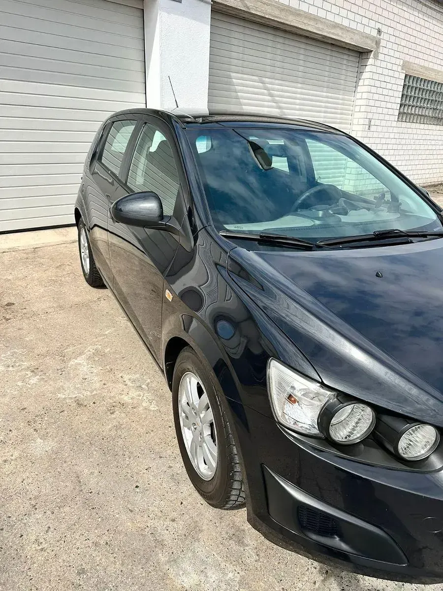 Używany Chevrolet Aveo 101 KM (74 kW) 2011 Czarny Hatchback