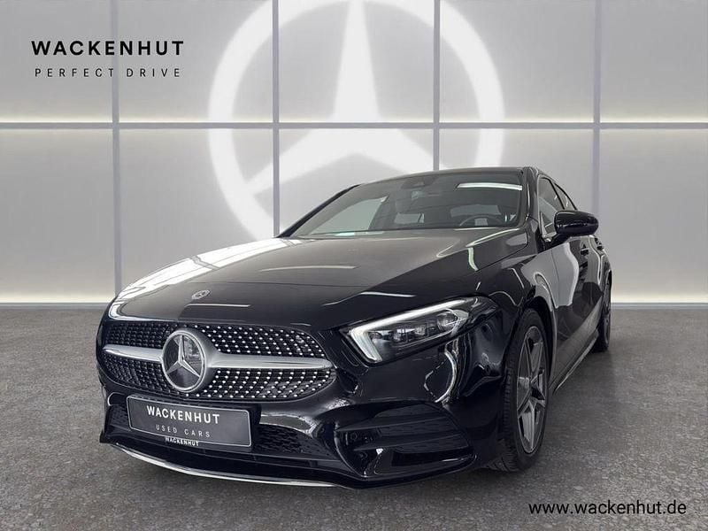 Schwarz Gebraucht 2022 Mercedes A220 AMG Limousine | 30.890 € (Guter Preis) - Bild 1/4