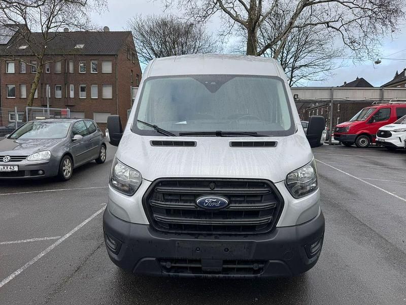 Gebraucht Ford Transit Trend 105 PS (77 kW) 2023 Grau Van / Kleinbus
