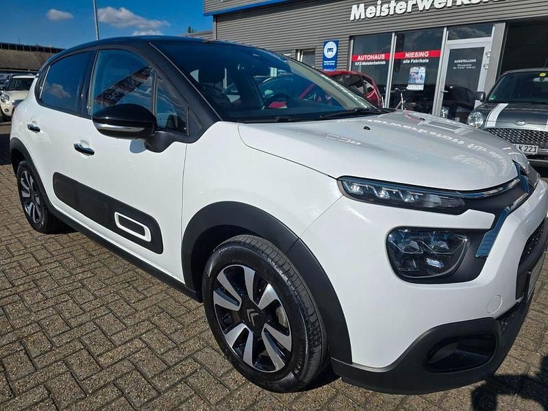 Gebraucht Citroën C3 Shine 82 PS (60 kW) 2023 Weiß Kleinwagen