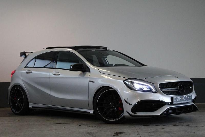 Silber Gebraucht 2018 Mercedes A45 AMG AMG Limousine | 25.500 € (Etwas zu teuer) - Bild 1/4