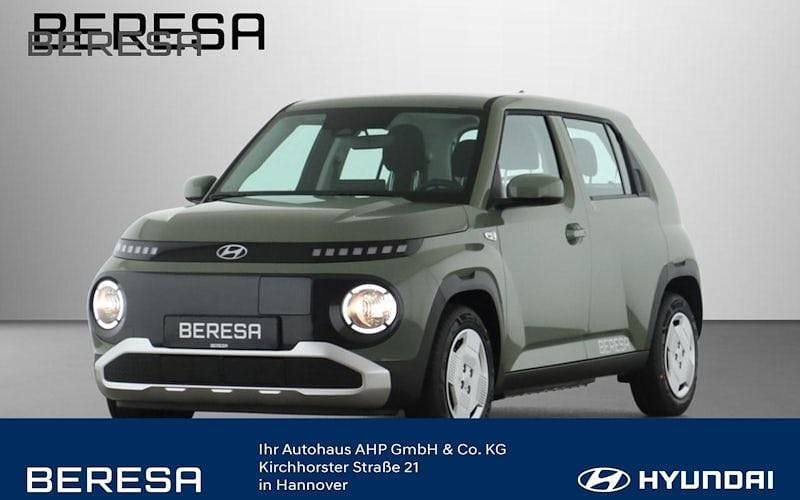 Grün Neu 2025 Hyundai Inster Select Kleinwagen | 24.490 € (Guter Preis) - Bild 1/4