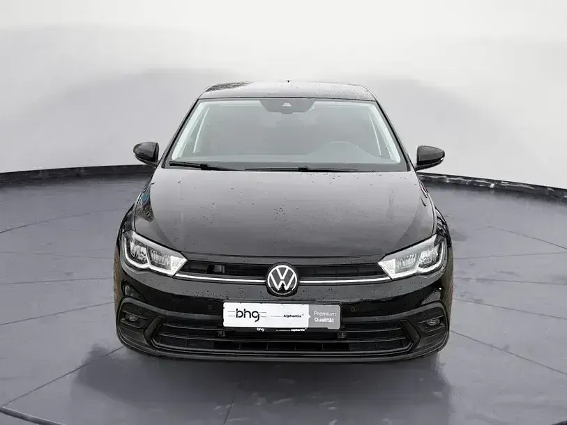 Second-hand VW Polo Life 95 CP (69 kW) 2025 Negru Berlinǎ