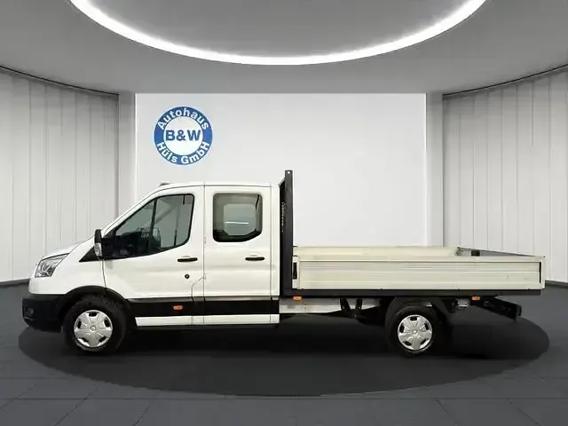 Gebraucht Ford Transit 131 PS (96 kW) 2021 Weiß Van / Kleinbus