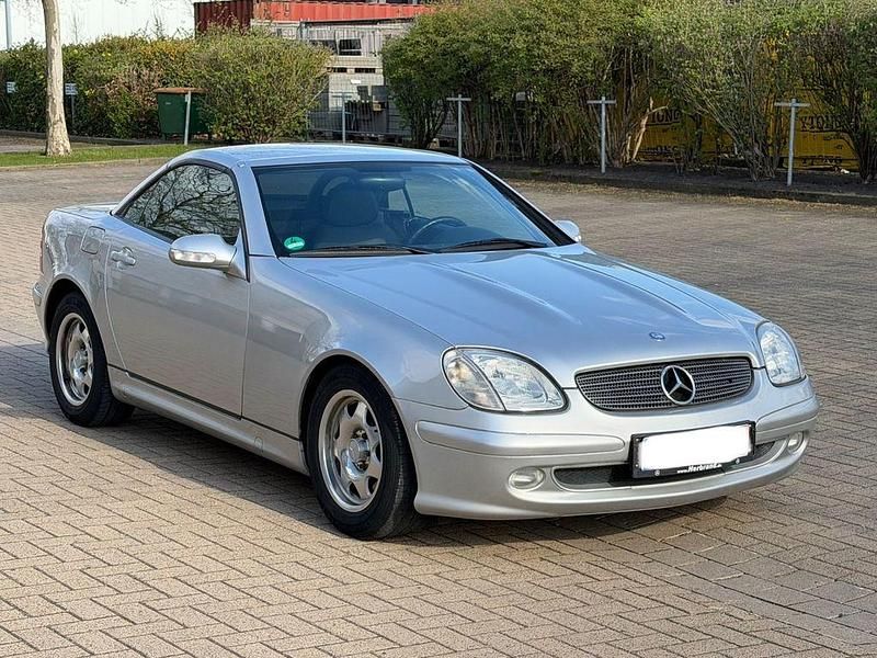 Second-hand Mercedes SLK200 163 CP (119 kW) 2004 Gri Cabrio