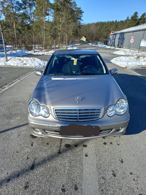 Gebraucht Mercedes C230 204 PS (150 kW) 2006 Beige Limousine