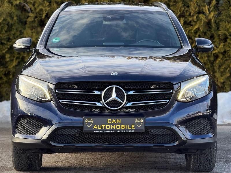 Gebraucht Mercedes GLC350 320 PS (235 kW) 2017 Blau SUV