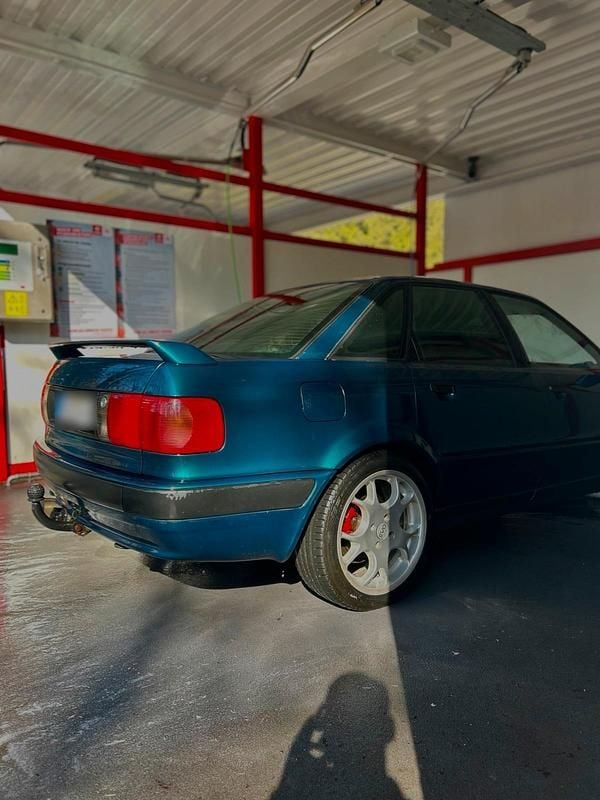 Second-hand Audi 80 116 CP (85 kW) 1994 Verde Berlinǎ