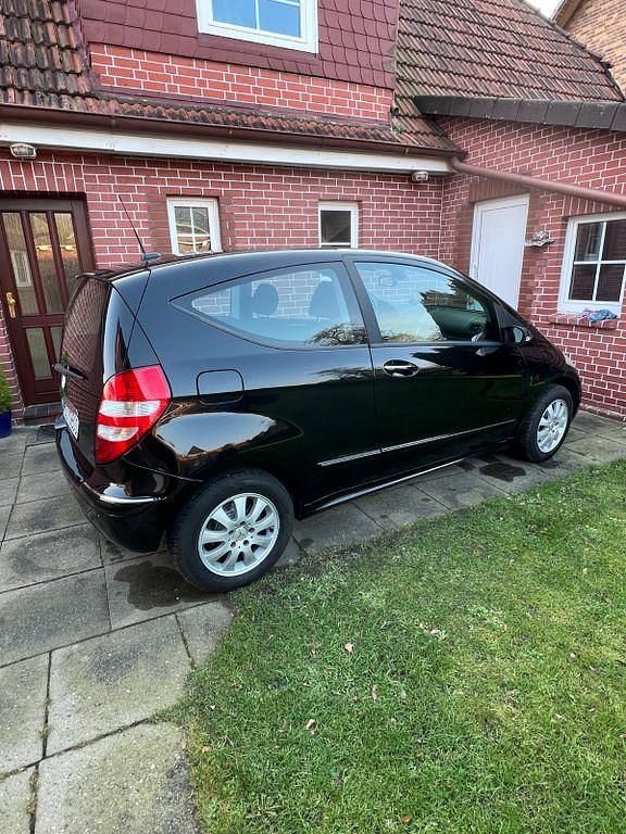 Schwarz Gebraucht 2008 Mercedes A170 Elegance Limousine | 5.499 € (Fairer Preis) - Bild 1/4