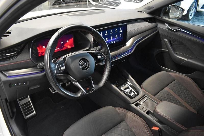 Gebraucht Skoda Octavia RS 200 PS (147 kW) 2021 Weiß Kombi